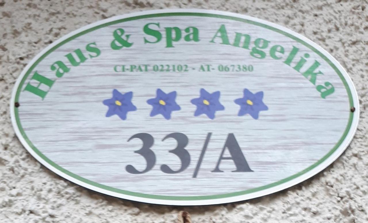 הוילה לאבארונה Haus Green & Spa Angelika Trentino מראה חיצוני תמונה